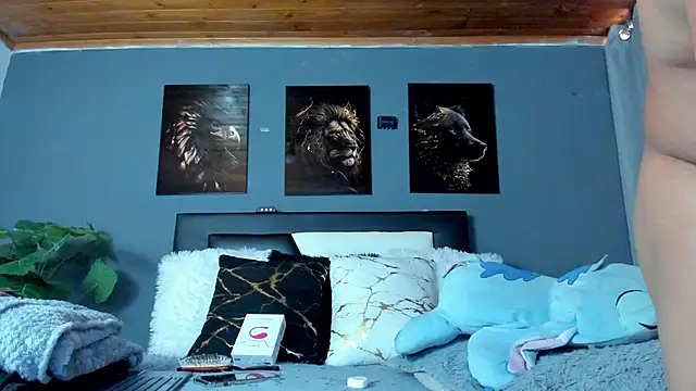 Snapshot of francesco_evan chatting on October 3, 2025, 8:21 pm francesco evan online show from October 3, 2025, 8:21 pm