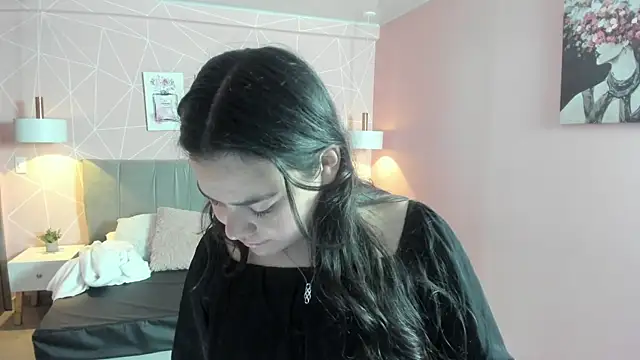 zara  sweet online show from October 31, 2025, 1:41 pm