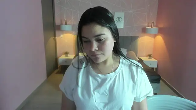 Snapshot of zara__sweet chatting on May 7, 2026, 1:58 pm zara sweet online show from May 7, 2026, 1:58 pm