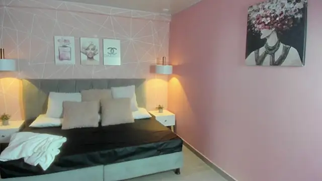 Snapshot of zara__sweet chatting on May 9, 2026, 3:48 pm zara sweet online show from May 9, 2026, 3:48 pm
