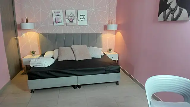 zara  sweet online show from September 22, 2025, 1:28 pm