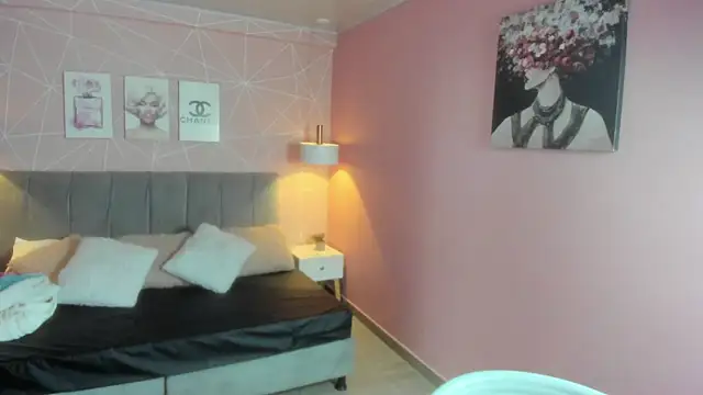 Snapshot of zara__sweet chatting on May 5, 2026, 3:26 pm zara sweet online show from May 5, 2026, 3:26 pm