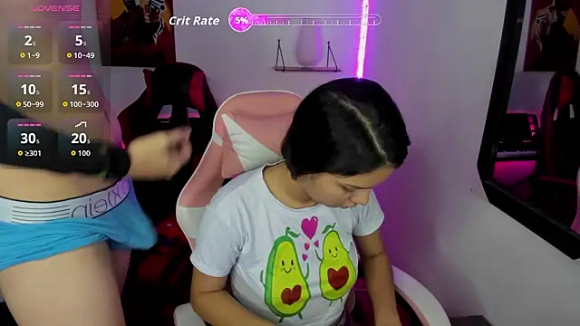 jessi and boy online show from March 13, 2026, 3:06 pm