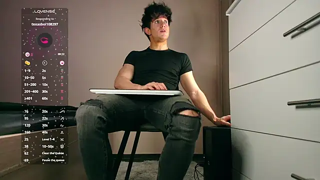 ChristianLevine  online show from March 22, 2026, 9:11 am