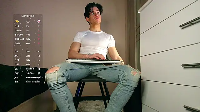 ChristianLevine  online show from March 27, 2026, 8:26 am