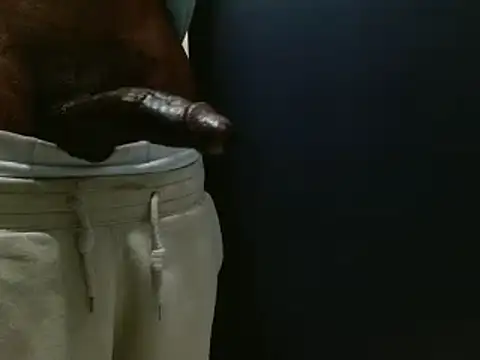 Snapshot of phbbcsham chatting on February 8, 2025, 7:05 pm phbbcsham online show from February 8, 2025, 7:05 pm