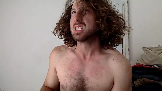 Snapshot of sirchubster chatting on June 17, 2026, 9:14 pm sirchubster online show from June 17, 2026, 9:14 pm