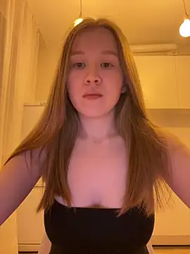 Eva Weyne online show from March 22, 2026, 9:05 pm