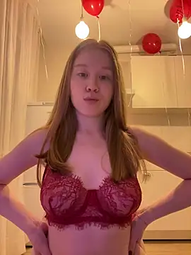 Eva Weyne online show from March 25, 2026, 8:52 pm