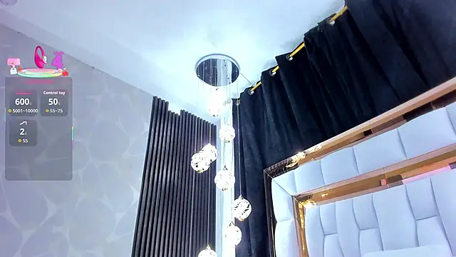 Snapshot of SarayRoyse chatting on November 6, 2025, 7:29 pm SarayRoyse online show from November 6, 2025, 7:29 pm