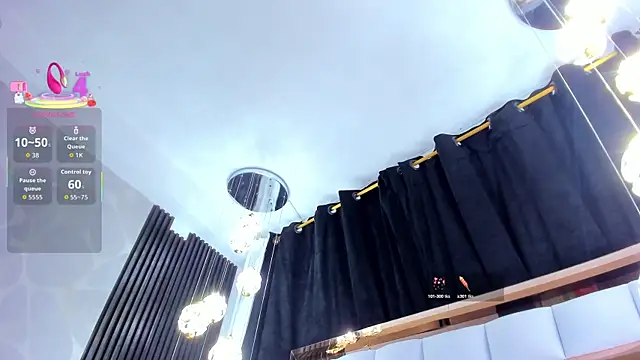 Snapshot of SarayRoyse chatting on October 29, 2025, 7:35 pm SarayRoyse online show from October 29, 2025, 7:35 pm