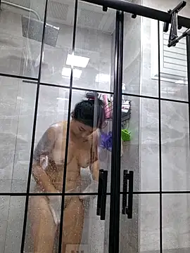 Snapshot of Esmertarcinim chatting on October 3, 2025, 12:17 pm Esmertarcinim online show from October 3, 2025, 12:17 pm