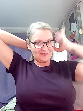 irinamaux online show from February 24, 2026, 11:00 am