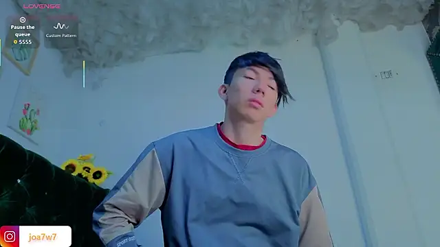 Levii Ackermann online show from March 18, 2026, 2:08 pm