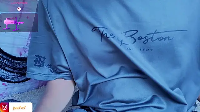 Snapshot of Levii_Ackermann chatting on October 24, 2025, 2:05 pm Levii Ackermann online show from October 24, 2025, 2:05 pm