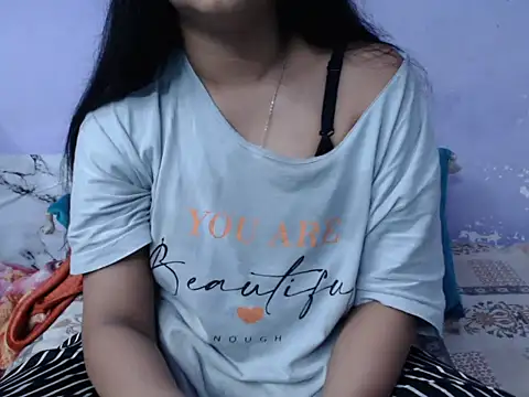 Freya nia online show from November 10, 2025, 3:06 pm