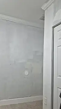 Zander823 online show from April 19, 2026, 1:50 am