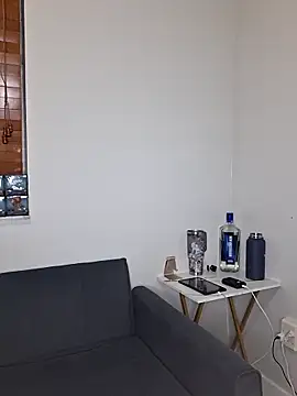 Snapshot of Zander823 chatting on February 11, 2026, 3:17 am Zander823 online show from February 11, 2026, 3:17 am