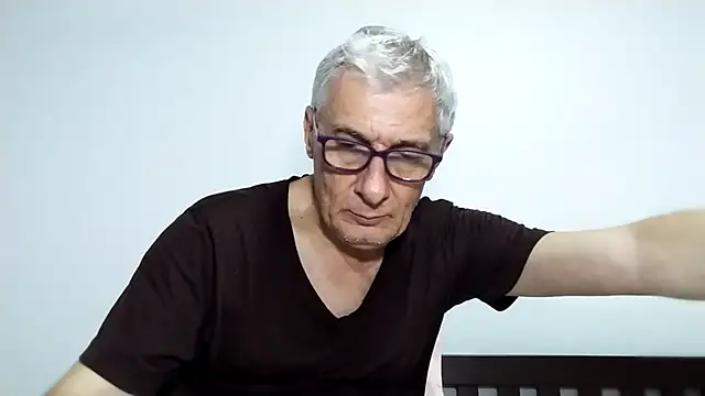 BIGUNCUTHARDCOCK online show from April 3, 2026, 1:28 pm