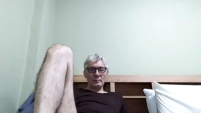 BIGUNCUTHARDCOCK online show from November 30, 2025, 2:07 pm