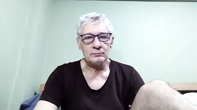 BIGUNCUTHARDCOCK online show from November 14, 2025, 12:36 am