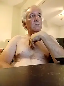 XXCUTHULU23 online show from October 23, 2025, 4:44 am