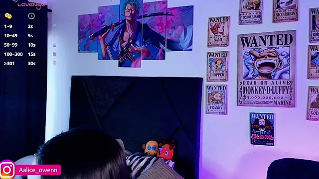 Snapshot of Aliceowenn chatting on November 19, 2025, 9:15 pm Aliceowenn online show from November 19, 2025, 9:15 pm