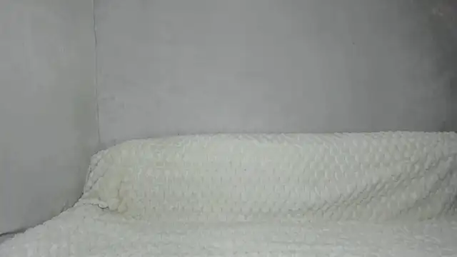 Makentoshi  online show from April 5, 2026, 5:19 pm