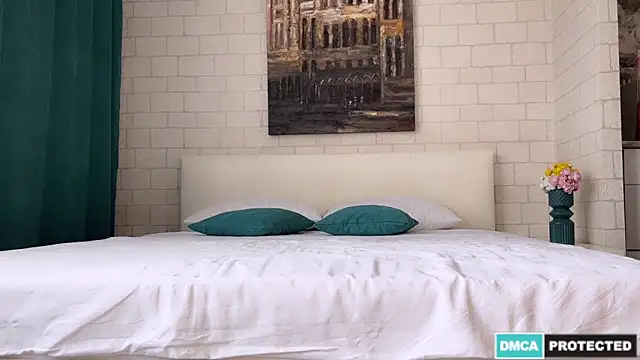 Snapshot of UrGoddessJenny chatting on February 8, 2025, 6:54 am UrGoddessJenny online show from February 8, 2025, 6:54 am