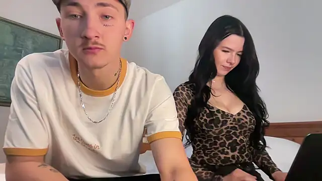 RoxiBlack online show from April 12, 2026, 9:01 am