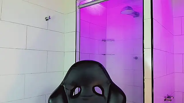 Victoria Kastelo online show from November 4, 2025, 7:17 pm