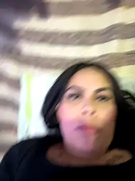 Julieta Coopeer  online show from September 27, 2025, 11:00 pm