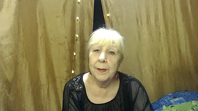 Snapshot of _Estelitta_5 chatting on January 19, 2025, 7:15 pm  Estelitta 5 online show from January 19, 2025, 7:15 pm