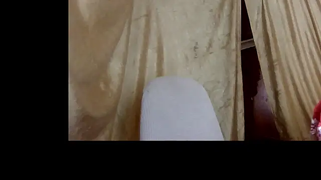 Snapshot of _Estelitta_5 chatting on May 11, 2026, 2:46 am Estelitta 5 online show from May 11, 2026, 2:46 am