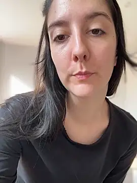 Snapshot of _Juliette chatting on February 27, 2026, 9:42 am Juliette online show from February 27, 2026, 9:42 am