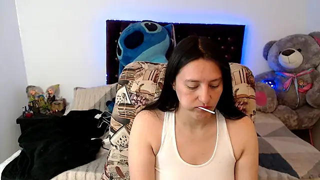 Snapshot of Lorenahot_06 chatting on April 21, 2026, 5:41 pm Lorenahot 06 online show from April 21, 2026, 5:41 pm