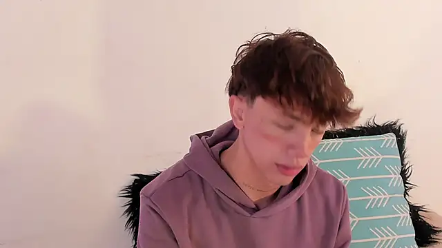 Tomy Rox online show from November 6, 2025, 8:35 pm