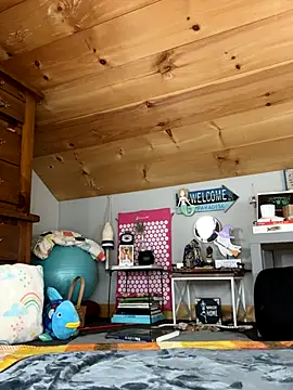 Snapshot of DanaeJustine chatting on October 15, 2025, 10:29 pm DanaeJustine online show from October 15, 2025, 10:29 pm