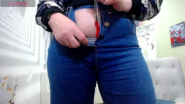 BlondeBrilliant7 online show from December 27, 2024, 6:03 am