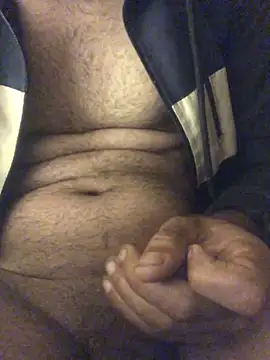 Snapshot of ClatteryPrexy chatting on January 5, 2025, 1:35 am ClatteryPrexy online show from January 5, 2025, 1:35 am