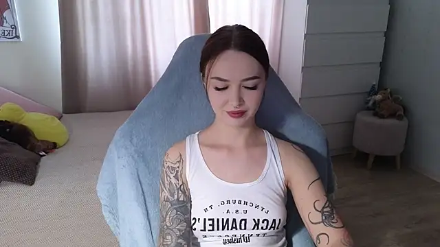 Snapshot of kate_leoo chatting on July 10, 2026, 10:59 am kate leoo online show from July 10, 2026, 10:59 am