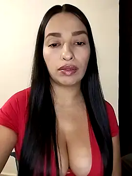 Snapshot of AngiieCortez chatting on October 13, 2025, 6:48 am AngiieCortez online show from October 13, 2025, 6:48 am