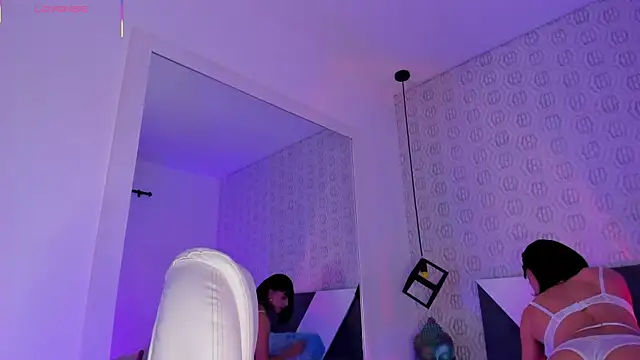 Snapshot of MiissCharlotte chatting on October 25, 2025, 5:17 am MiissCharlotte online show from October 25, 2025, 5:17 am