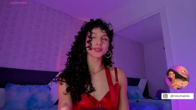 Snapshot of MiissCharlotte chatting on December 15, 2025, 4:40 am MiissCharlotte online show from December 15, 2025, 4:40 am