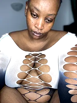 Snapshot of MsWhiteChocolatte chatting on November 23, 2025, 9:19 am MsWhiteChocolatte online show from November 23, 2025, 9:19 am