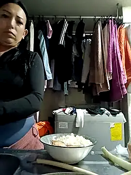 Laura martin  online show from March 18, 2026, 1:42 am