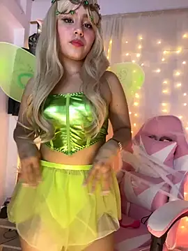 Juanelopez1 online show from November 1, 2025, 4:19 am