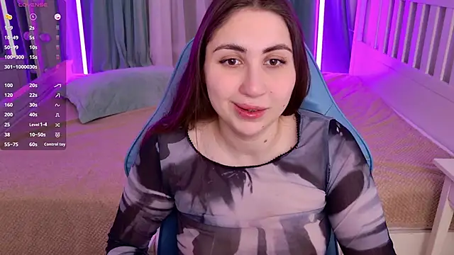 Snapshot of WinryRoss chatting on February 4, 2026, 5:13 am WinryRoss online show from February 4, 2026, 5:13 am