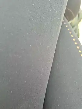 Snapshot of SexyErola27 chatting on November 3, 2025, 10:41 am SexyErola27 online show from November 3, 2025, 10:41 am