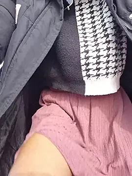 SexyErola27 online show from February 9, 2026, 10:24 am